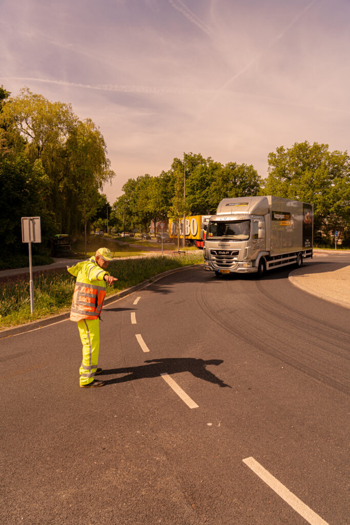 afbeelding van een verkeersregelaar van starpark