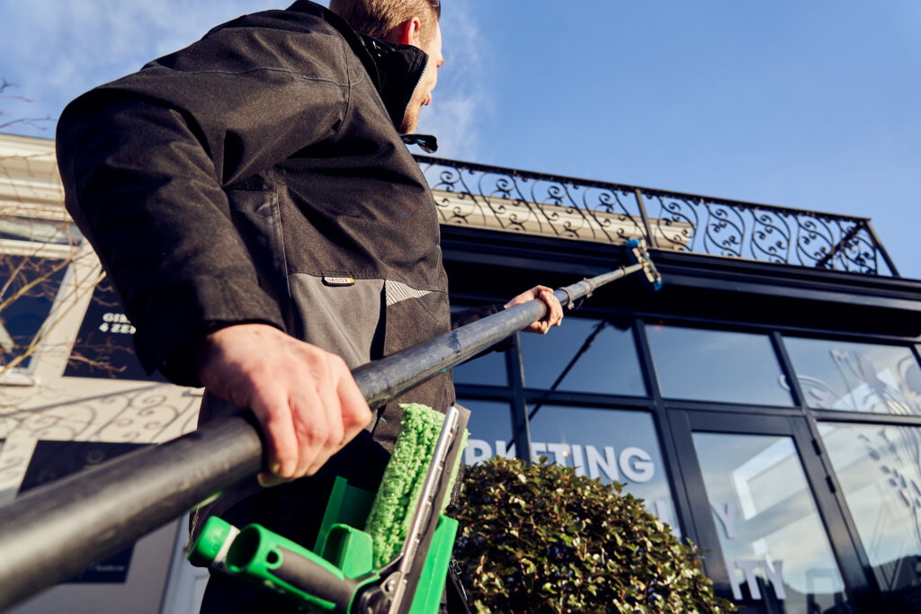 Afbeelding glazenwasser starclean